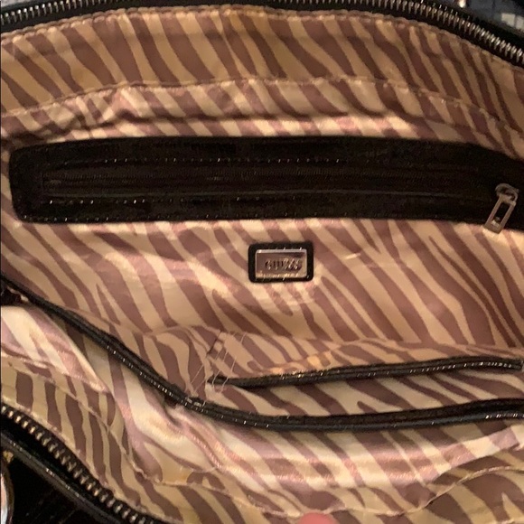 Guess Bag - Picture 4 of 6